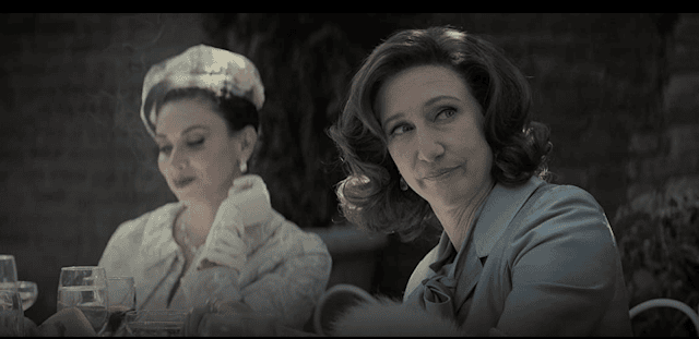 Crítica Santos Criminales En escena: Vera Farmiga como Livia Soprano