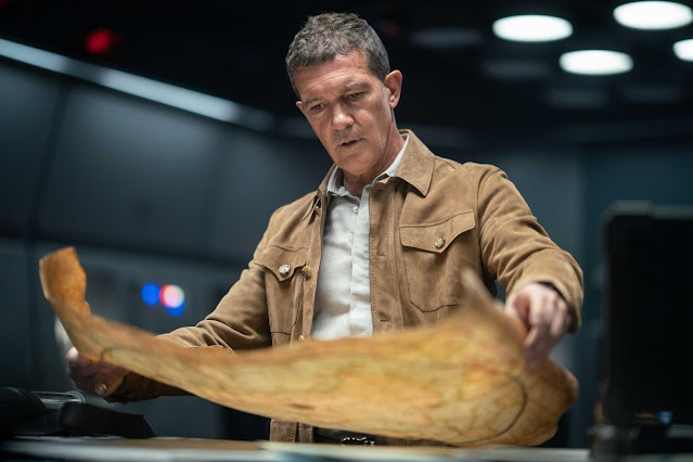 Crítica Uncharted Moncada -Antonio Banderas- parecerá ser el malvado a lo largo de la historia, pero no.