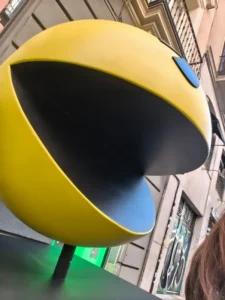 45º aniversario de PAC-MAN - Estatua 2