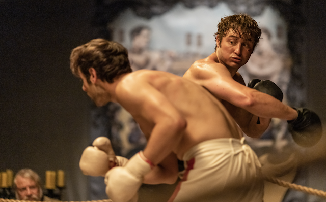 Crítica "La forja de un campeón" El combate del siglo del boxeo cuando comienzan a usarse los guantes.