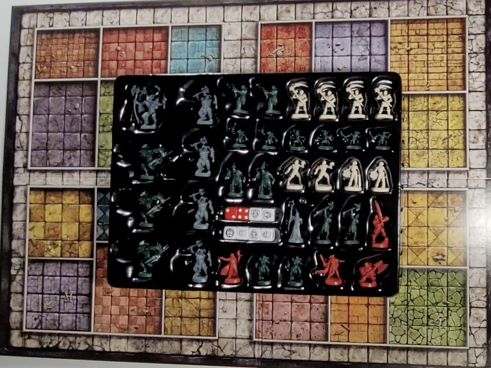 LJEM: HeroQuest ¿He hablado de las miniaturas para pintar? Creo que no voy a dar...