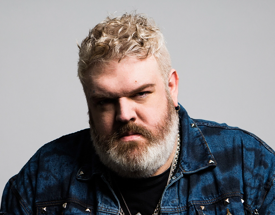 San Diego Comic-Con Málaga 2026: Elijah Wood y Sean Astin confirmados 18 A Kristian Nairn lo recordamos todos por su papel de Hodor en JDT